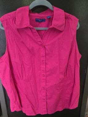 Karen Scott Sleeveless Button-Front Collared Top in Hot Pink